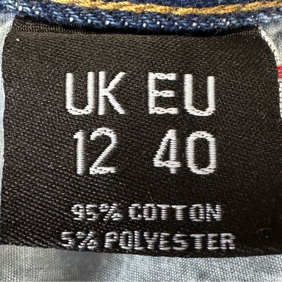 Nasty Gal Women’s High Waist Mom Jeans. US Size 10. Medium Rinse. - Picture 8 of 9